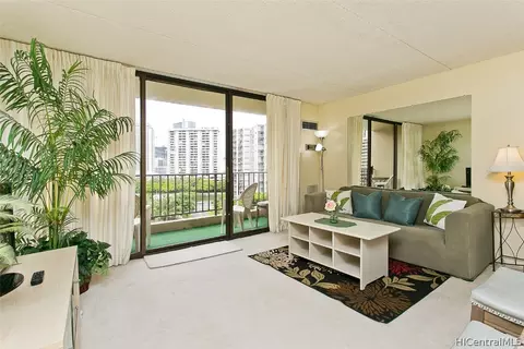 411 Hobron Ln #906, Honolulu, HI 96815