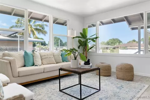 84-736 Farrington Hwy #A, Waianae, HI 96792
