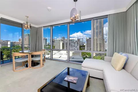 383 Kalaimoku St #1101, Honolulu, HI 96815
