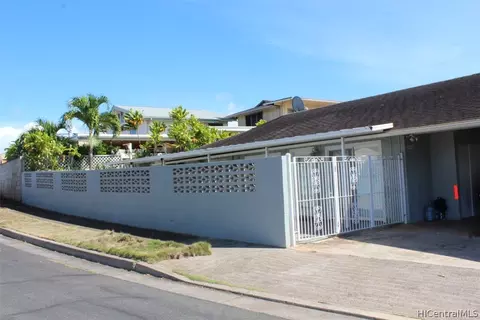 1281 Hooli Cir, Pearl City, HI 96782