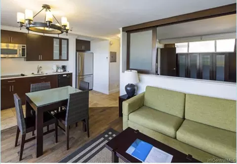 255 Beach Walk #64, Honolulu, HI 96815