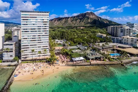 2895 Kalakaua Ave #705, Honolulu, HI 96815