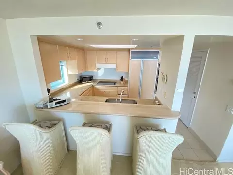 1341 Kapiolani Blvd #16A, Honolulu, HI 96814