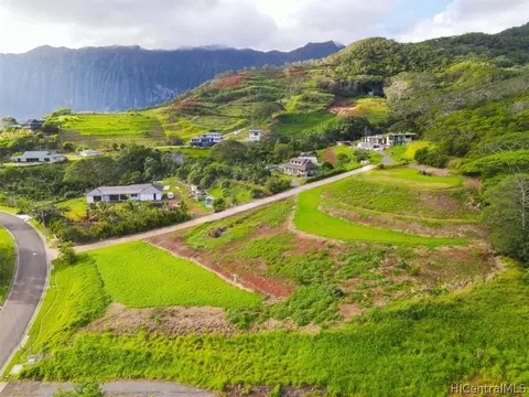 42-100 Old Kalanianaole Hwy #20, Kailua, HI 96734
