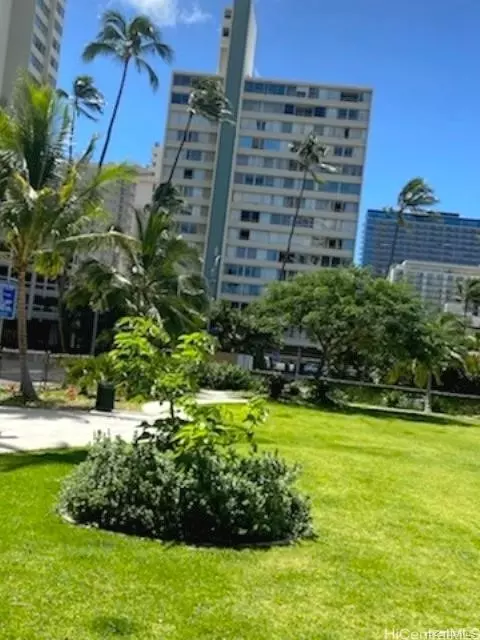 435 Seaside Ave #1605, Honolulu, HI 96815