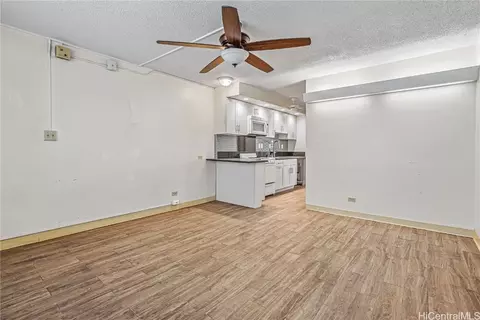 1550 Rycroft St #307, Honolulu, HI 96814