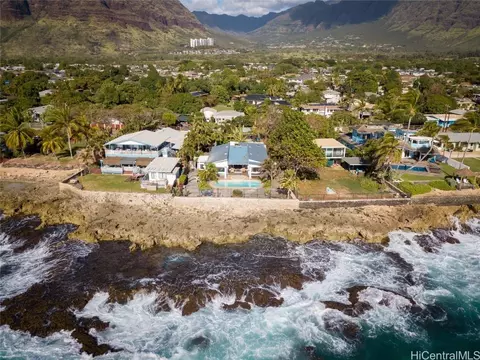 84-825 Moua St, Waianae, HI 96792