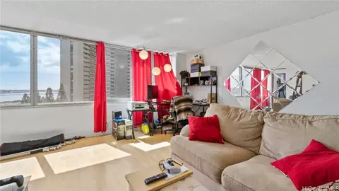 98-288 Kaonohi St #1103, Aiea, HI 96701