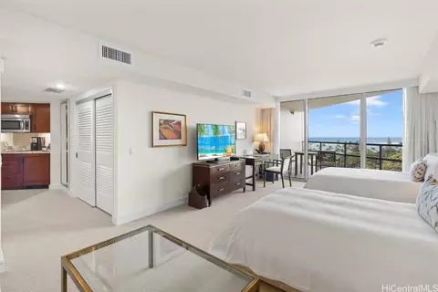 223 Saratoga Rd #1109, Honolulu, HI 96815