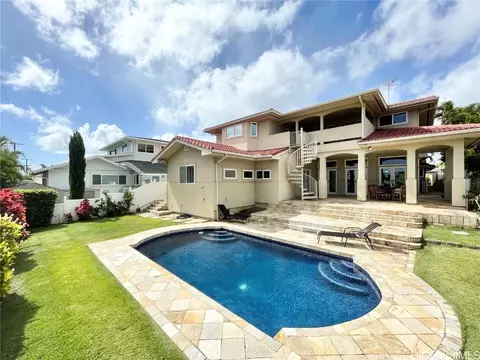 971 Koae St, Honolulu, HI 96816