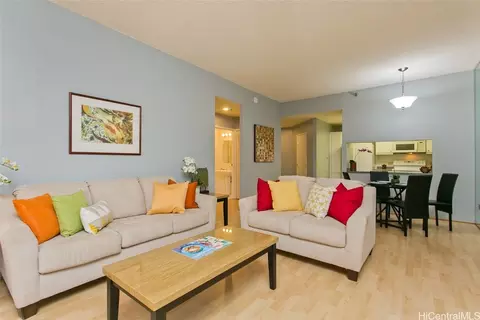 725 Kapiolani Blvd #904, Honolulu, HI 96813