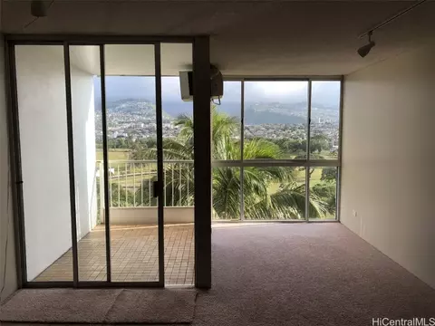 2611 Ala Wai Blvd #1102, Honolulu, HI 96815