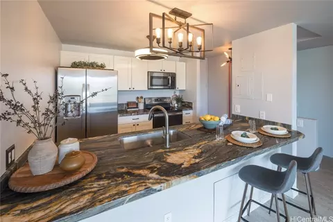 55 S Judd St #1804, Honolulu, HI 96817