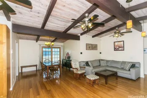 1382 Keolu Dr, Kailua, HI 96734