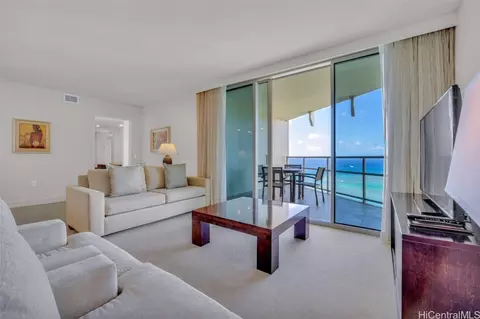 223 Saratoga Rd #3405, Honolulu, HI 96815
