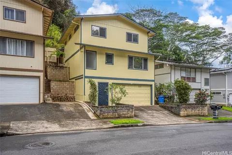 2437 Akepa St, Pearl City, HI 96782