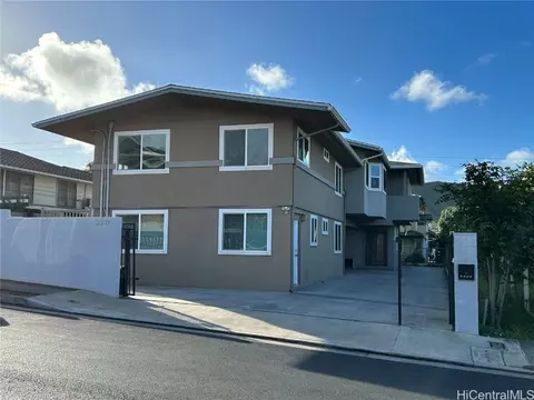 3237 Catherine St, Honolulu, HI 96815