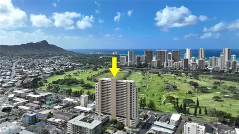 2916 Date St #11B, Honolulu, HI 96816