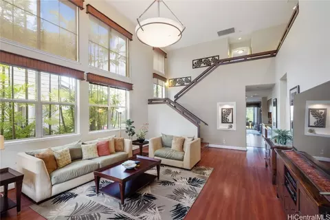 95-860 Ukuwai St, Mililani, HI 96789
