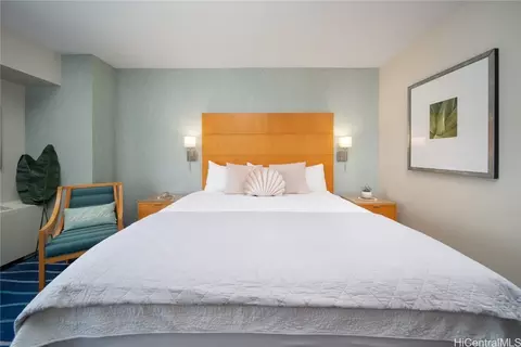410 Atkinson Dr #2504, Honolulu, HI 96814