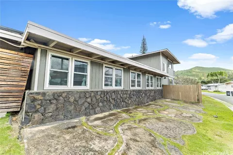 731 Wanaao Rd, Kailua, HI 96734