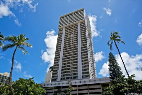 2240 Kuhio Ave #2402, Honolulu, HI 96815