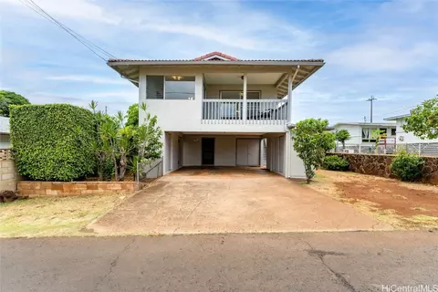 3252 Charles St, Honolulu, HI 96816