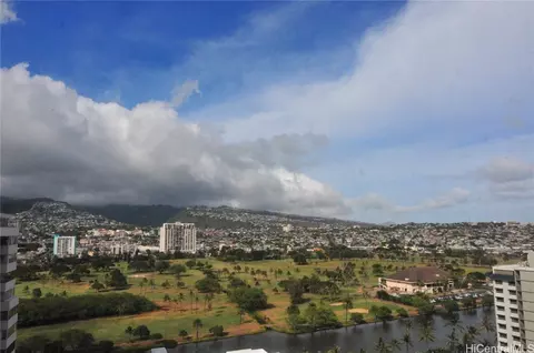 2421 Tusitala St #2002, Honolulu, HI 96815