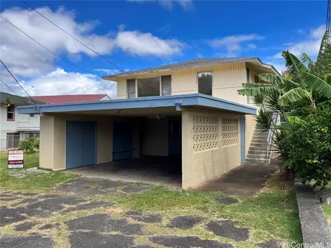 233 Kaia St #C, Honolulu, HI 96813