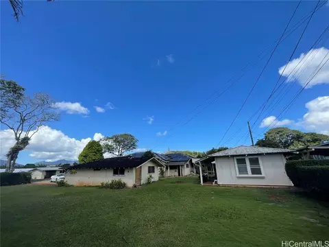36 Dole Rd, Wahiawa, HI 96786