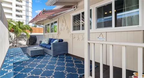 1517 Spreckels St # -A, Honolulu, HI 96822