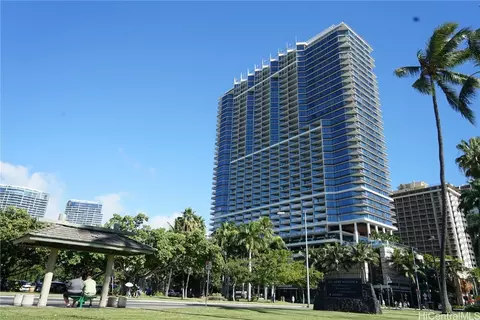 223 Saratoga Rd #1415, Honolulu, HI 96815