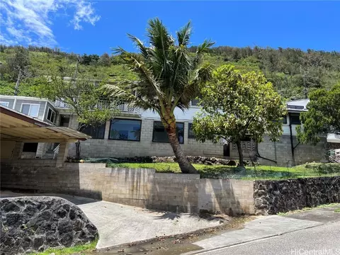 2423 Kula Kolea Pl, Honolulu, HI 96819