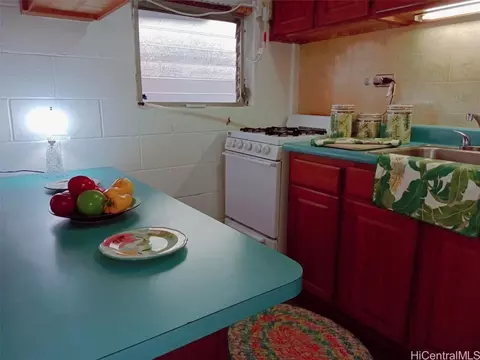 235 Liliuokalani Ave #231, Honolulu, HI 96815