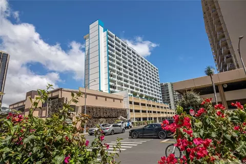 1560 Kanunu St #714, Honolulu, HI 96814