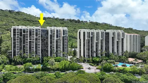 521 Hahaione St #2/3G, Honolulu, HI 96825