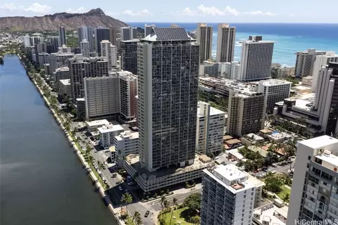 445 Seaside Ave #3216, Honolulu, HI 96815