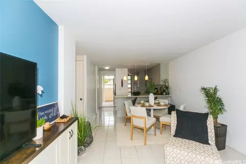 4300 Waialae Ave #A206, Honolulu, HI 96816