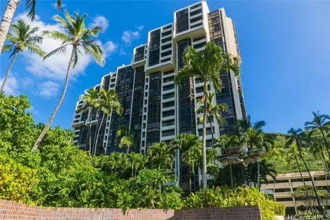531 Hahaione St #2/12D, Honolulu, HI 96825