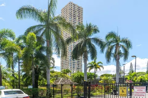 1060 Kamehameha Hwy #907A, Pearl City, HI 96782