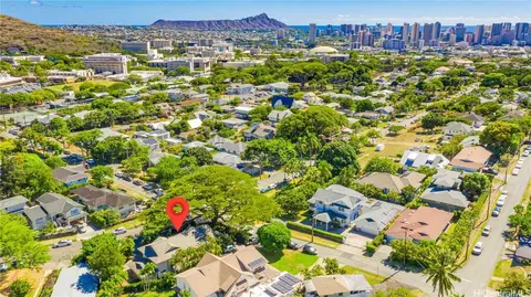 2406 Oahu Ave #A, Honolulu, HI 96822