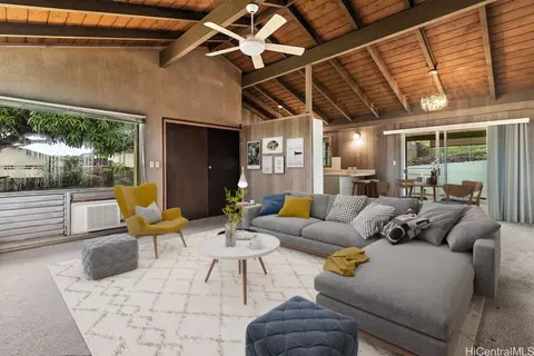 98-1637 Piki St, Aiea, HI 96701