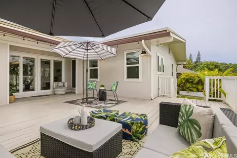 5009 Poola St, Honolulu, HI 96821