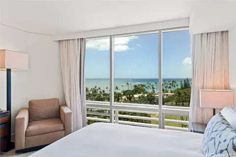 223 Saratoga Rd #1019, Honolulu, HI 96815