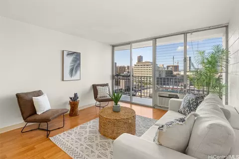 1326 Keeaumoku St #902, Honolulu, HI 96814