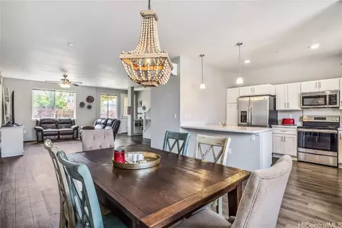 724 Kakala St #1304, Kapolei, HI 96707