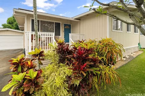1412 Humuula St, Kailua, HI 96734