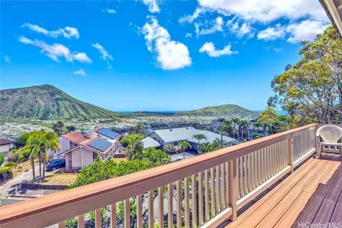 975 Kakapa Pl, Honolulu, HI 96825