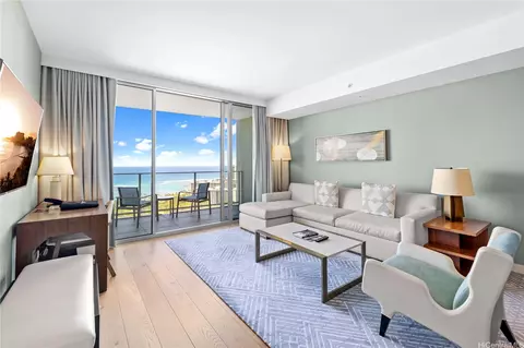 2139 Kuhio Ave #3505, Honolulu, HI 96815