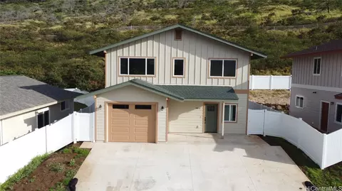 87-1009 Oheohe St, Waianae, HI 96792
